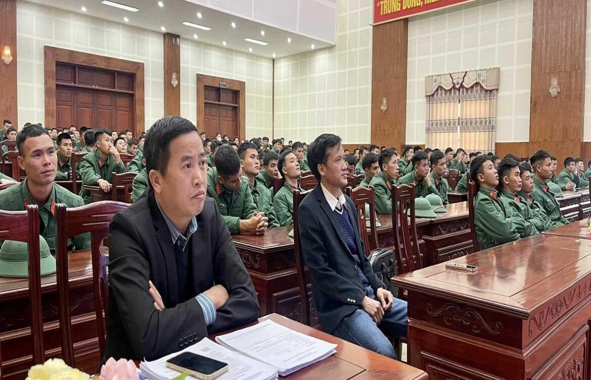 Tư vấn hướng nghiệp, giới thiệu việc làm cho bộ đội xuất ngũ